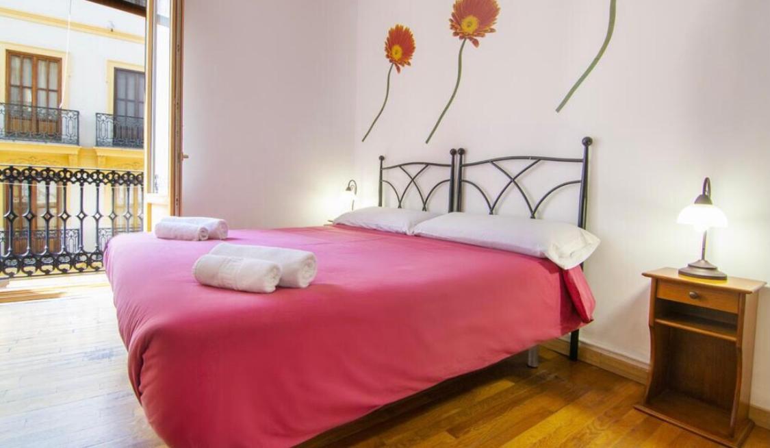 Kasa Katia Guest House Valência Exterior foto